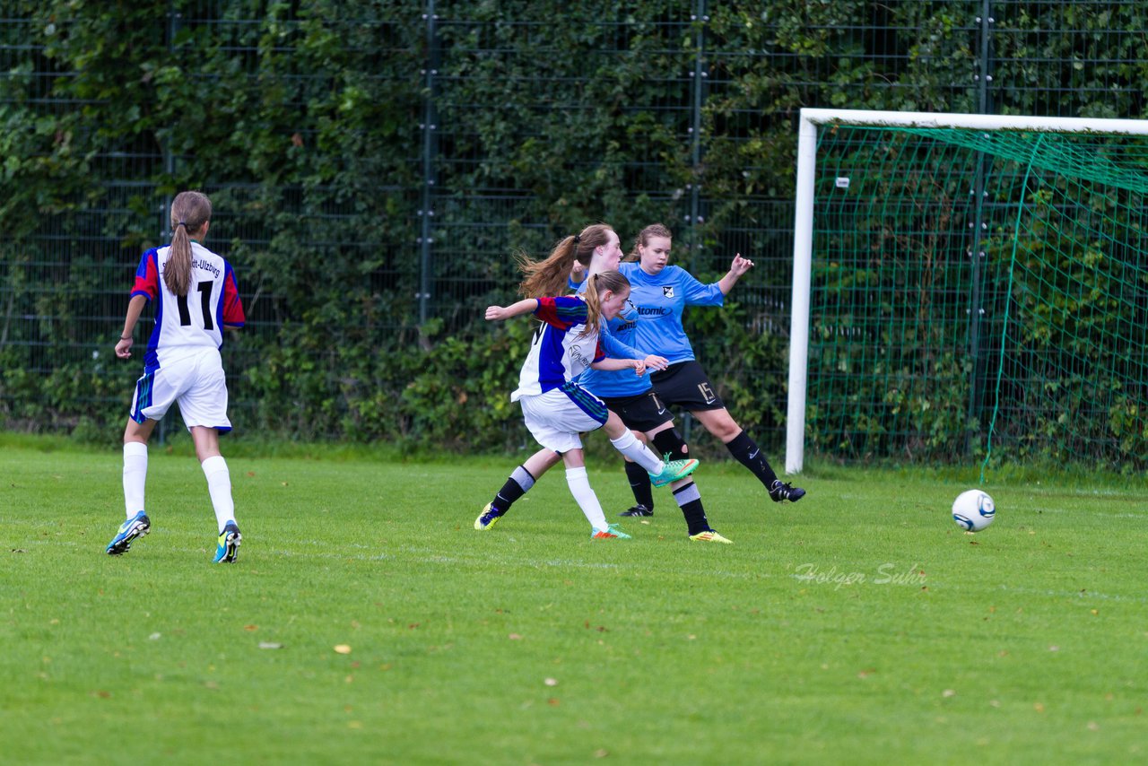 Bild 126 - B-Juniorinnen SV Henstedt Ulzburg - Frauen Bramfelder SV 3 : Ergebnis: 9:0